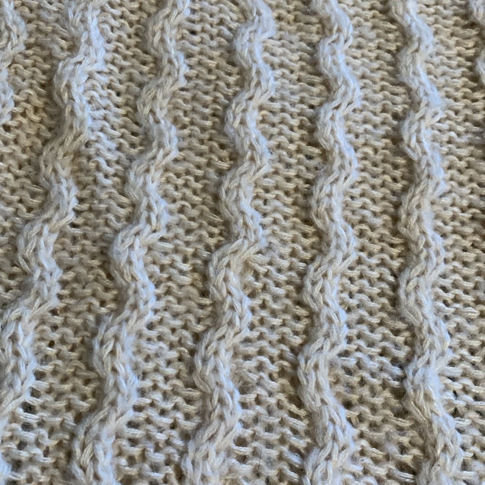 YS Divided Sweater - Picture 3 of 4
